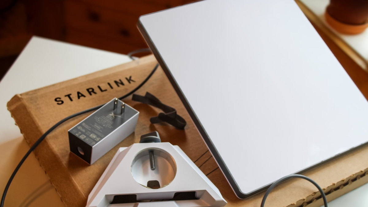 Starlink Mini firmware reveals plans for built-in battery and USB-C
